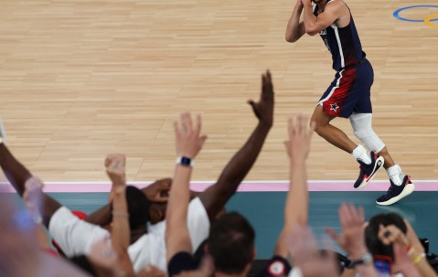 爱游戏(ayx)中国体育国际-圣安东尼奥马刺发布备战花絮，清晨队长鼓劲，英超任务艰巨，数据趋势出现新变化的简单介绍