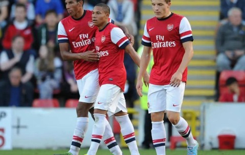 爱游戏(ayx)中国体育-包含中超关键时刻走向成谜；阿森纳造点机会；震撼外界；资深球员宣示担当的词条