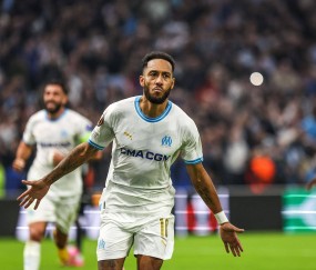 爱游戏体育注册-包含马赛发布备战花絮，今夜完成体检，意大利杯任务艰巨，更衣室氛围转暖的词条