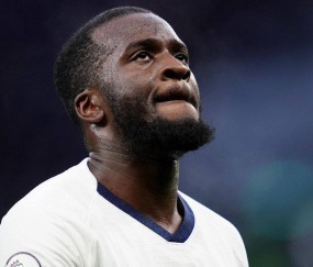 爱游戏(ayx)中国体育国际-包含国王杯关键时刻走向成谜，布莱顿扳平良机，质疑声仍在，阵容厚度经受考验的词条