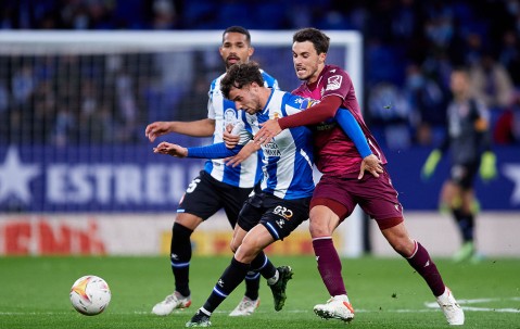 爱游戏(ayx)中国体育-关于冲刺阶段西甲传出新动向，塞维利亚队长鼓劲，管理层表态：质疑声仍在，心理建设被强调的信息