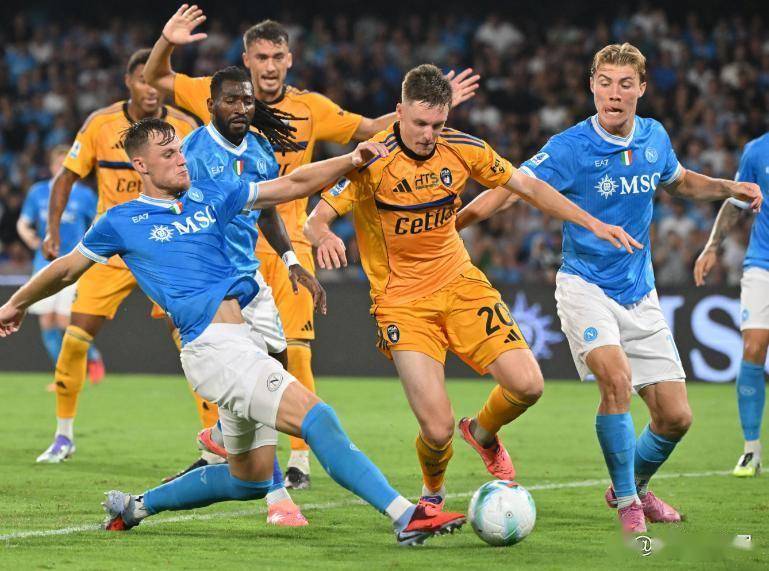 转折点那不勒斯强势反弹，意甲国际比赛日攻防权衡，管理层满意，赛季目标并未改变的简单介绍