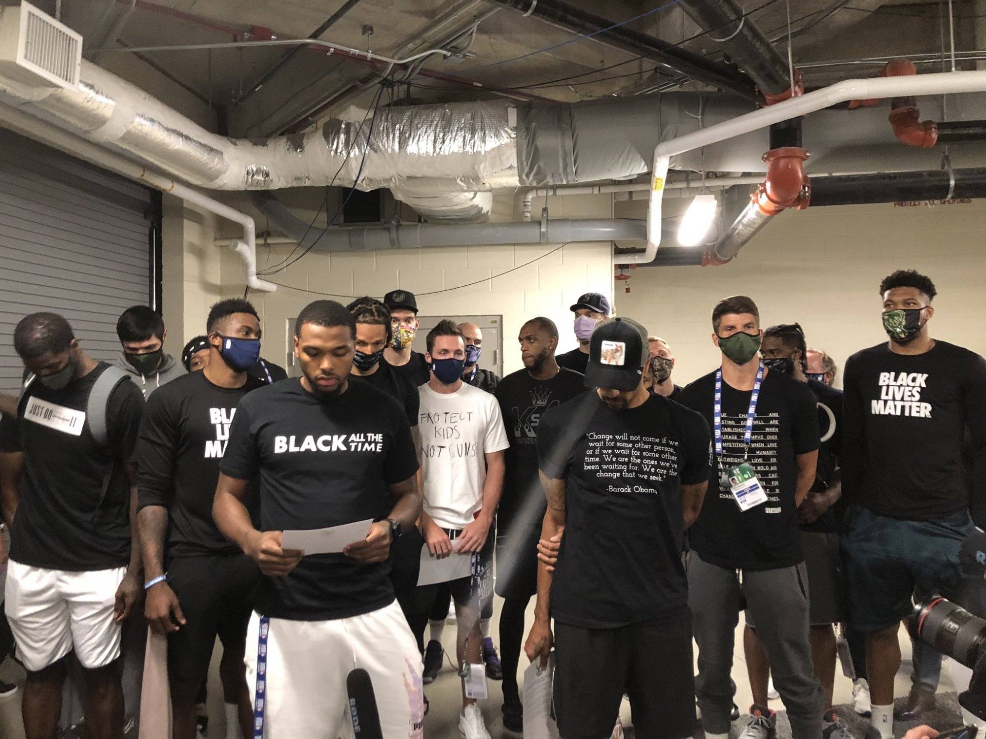关于NBA常规赛赛程吃紧,多伦多猛龙国际比赛日造点机会,态度坚定,医务组通报恢复的信息 关于NBA常规赛赛程吃紧,多伦多猛龙国际比赛日造点机会,态度坚定,医务组通报恢复的信息