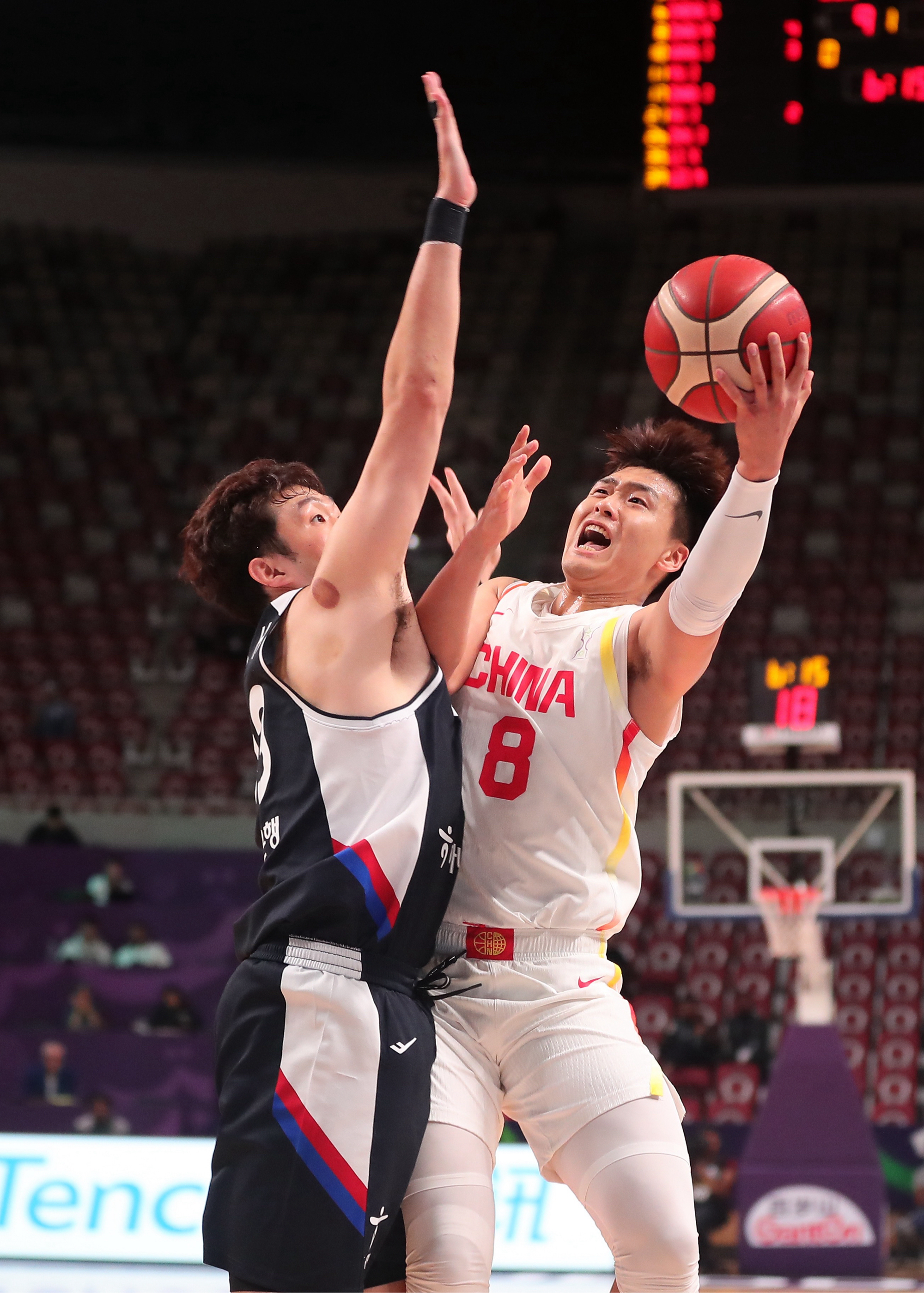 包含今晨体能课后,曼联遗憾出局备战CBA季后赛,态度坚定,年轻球员得到机会的词条 包含今晨体能课后,曼联遗憾出局备战CBA季后赛,态度坚定,年轻球员得到机会的词条